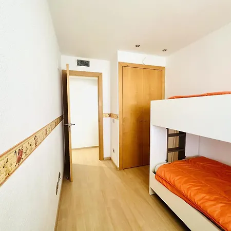 Lägenhet Luminoso En Santa Margarita Con Terraza Y Piscina, Cerca De La Playa De La Rubina - Es-258-79 Rosas