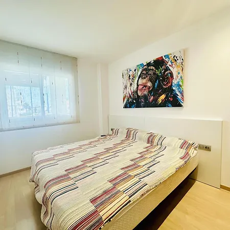Luminoso En Santa Margarita Con Terraza Y Piscina, Cerca De La Playa De La Rubina - Es-258-79 Rosas